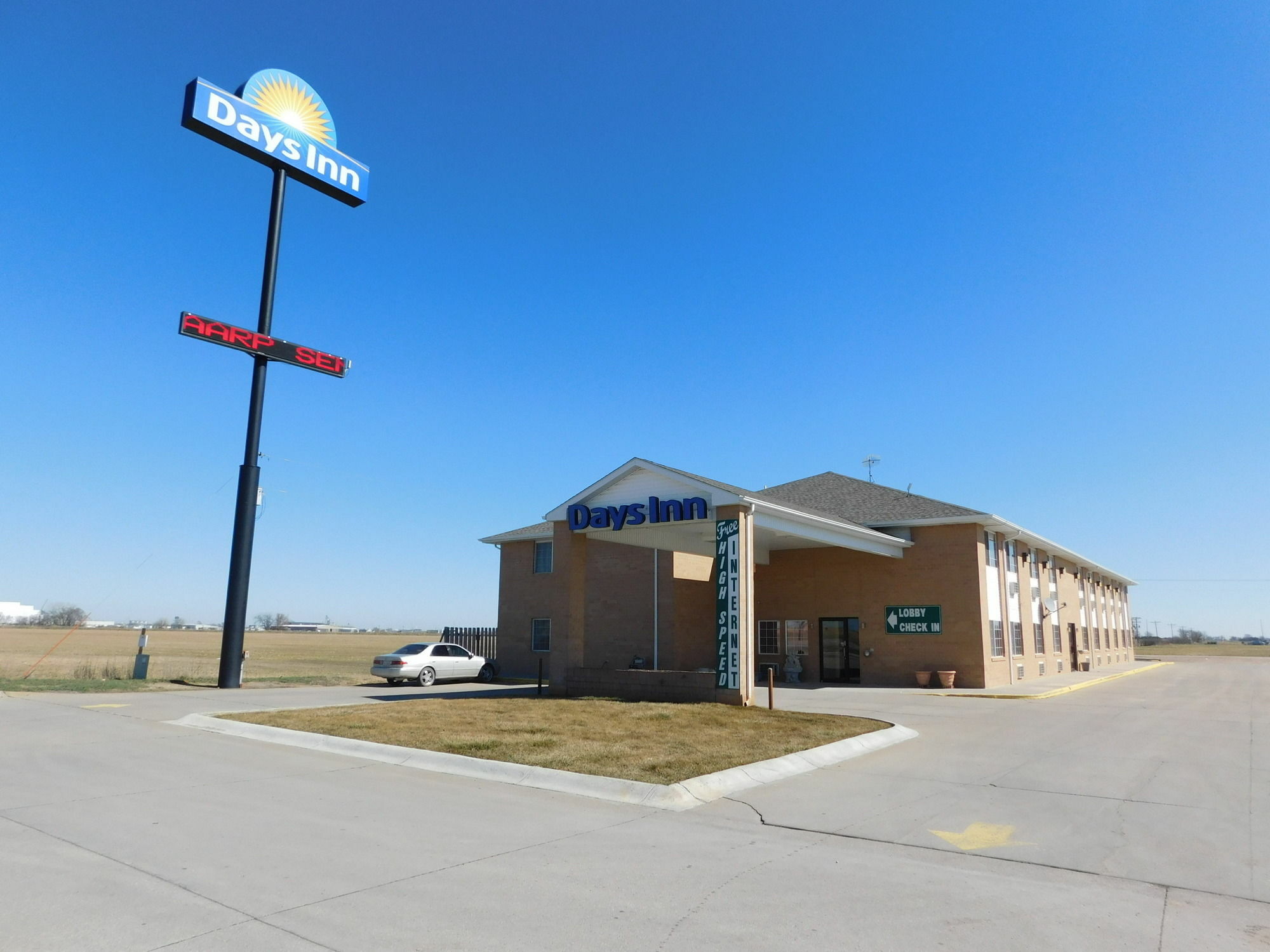 Days Inn By Wyndham Lexington Ne Exterior foto